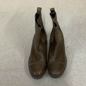 EUC Woman’s Calvin klein boots